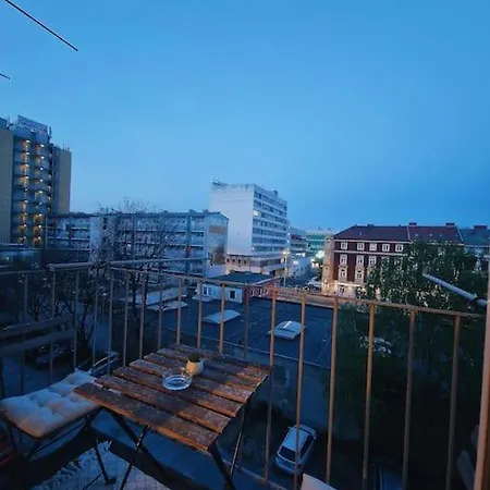 Appartamento Schoene 2,5 Mit Balkon Und Parkplatz *