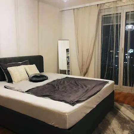 Appartamento Schoene 2,5 Mit Balkon Und Parkplatz Graz